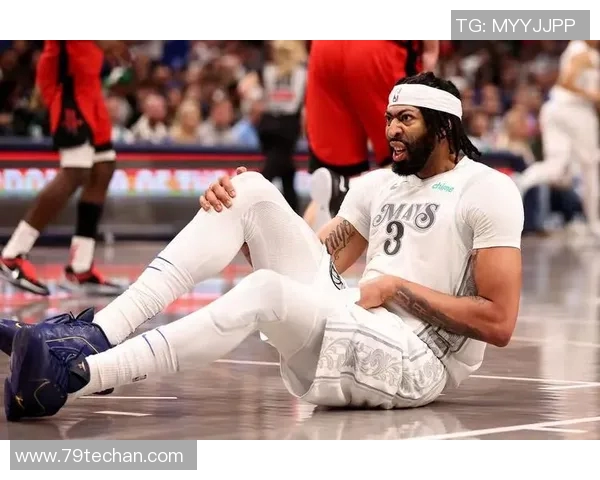 Shams曝浓眉左手韧带损伤,手术后或缺阵数月,独行侠天变了!