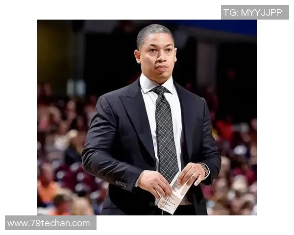 是否仍想留在快船执教？泰伦·卢：是的，我绝对想留在这里